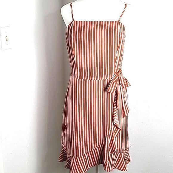 Xhiliaration Rust/White Stripe Dress, Spaghetti Straps, Ruffles, Side Tie, Sz M - Picture 1 of 12